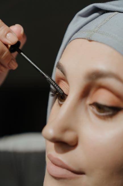 5 Hacks to Revive Dried-Out Mascara