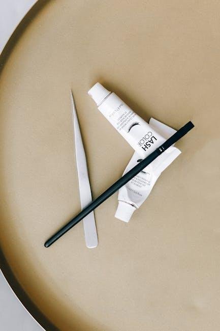 Easy Tips for Applying False Lashes Perfectly