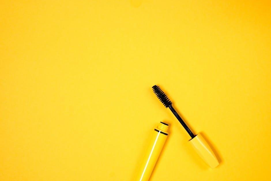 The Impact of Mascara and False Lashes on Eye Size