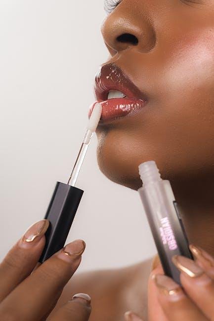 Understanding the Allure: Why Glossy Lips are Making a Comeback